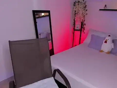 selene boyer online show from 09/24/25, 03:29