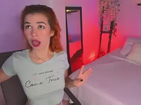 selene boyer online show from 11/12/25, 06:45