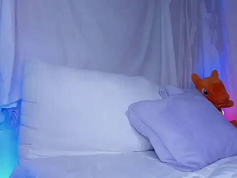 selene boyer online show from 02/12/26, 04:51