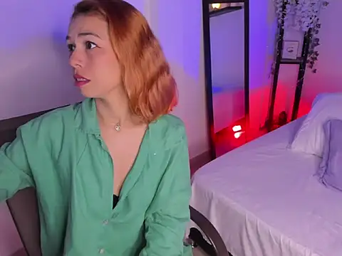 selene boyer online show from 12/02/25, 05:03