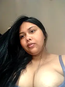 Alessandraa- online show from 04/15/26, 07:58