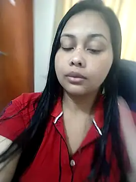Alessandraa- online show from 05/25/26, 03:00