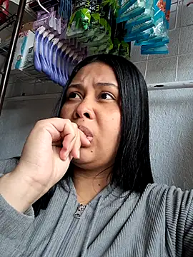 Alessandraa- online show from 10/20/25, 03:45