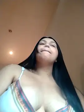 Alessandraa- online show from 04/22/26, 10:16
