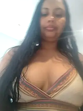 Alessandraa- online show from 04/18/26, 07:58