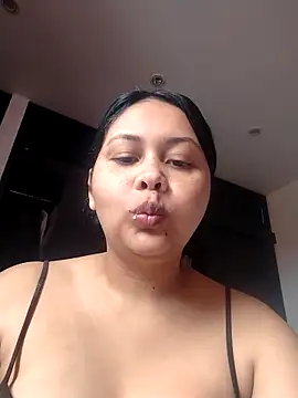 Alessandraa- online show from 05/14/26, 03:53