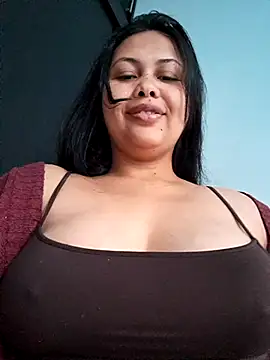 Alessandraa- online show from 05/13/26, 09:33