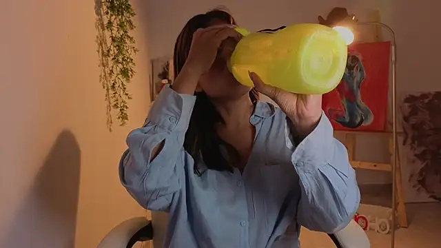  Sophia 111 online show from 11/22/25, 09:57