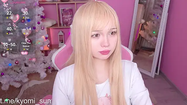 Kyomi Sun online show from 12/15/25, 09:31