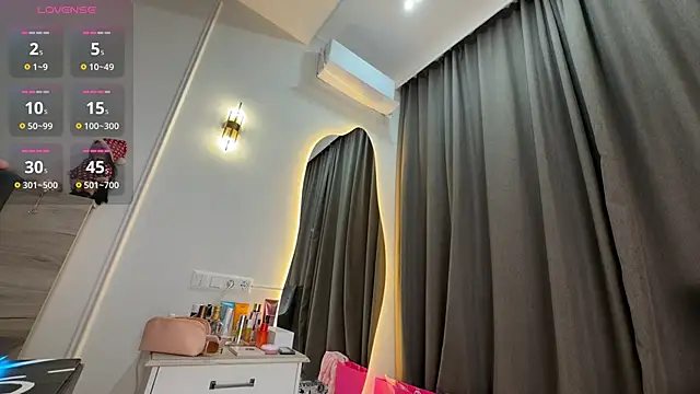 Snapshot of liuli_flower chatting on 04/20/26, 10:22 liuli flower online show from 04/20/26, 10:22