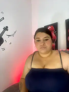 Snapshot of SafiroFer chatting on 10/07/25, 09:05 SafiroFer online show from 10/07/25, 09:05