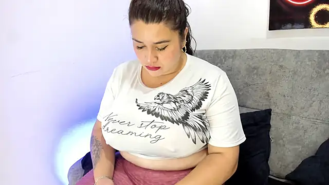 Snapshot of SafiroFer chatting on 09/26/25, 08:59 SafiroFer online show from 09/26/25, 08:59