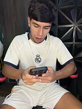 CHR58  online show from 10/10/25, 07:09