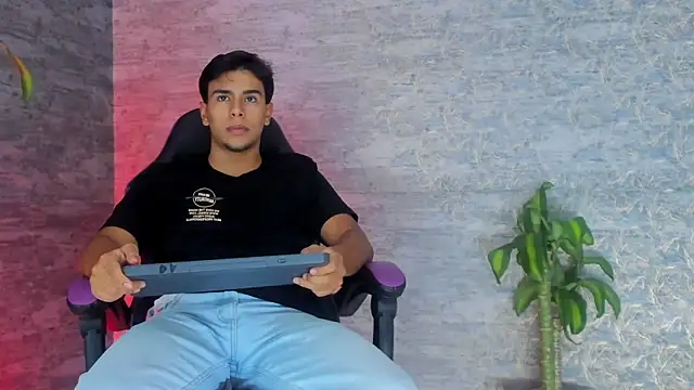 CHR58  online show from 09/21/25, 03:00