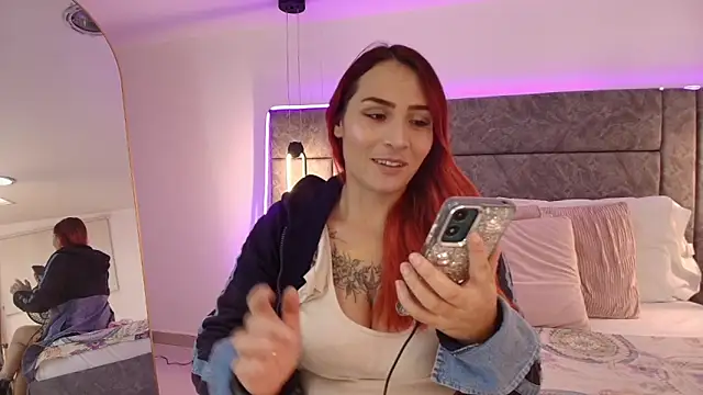 Snapshot of Dakota_Megan_69 chatting on 02/23/26, 01:01 Dakota Megan 69 online show from 02/23/26, 01:01