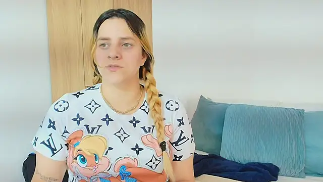 Dakota Megan 69 online show from 11/13/25, 01:53