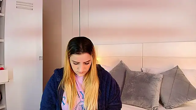 Dakota Megan 69 online show from 09/30/25, 02:45