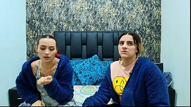 Snapshot of Dakota_Megan_69 chatting on 01/14/26, 03:48 Dakota Megan 69 online show from 01/14/26, 03:48