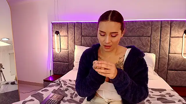 Dakota Megan 69 online show from 03/12/26, 01:15