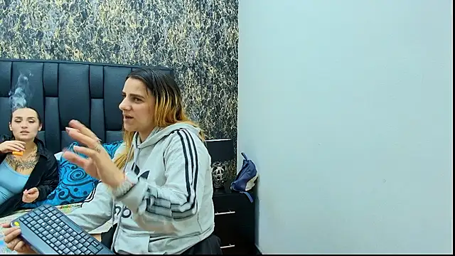 Snapshot of Dakota_Megan_69 chatting on 01/12/26, 03:08 Dakota Megan 69 online show from 01/12/26, 03:08