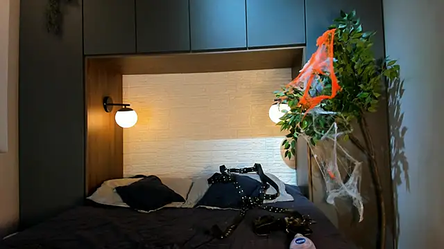 MrJustin  online show from 11/08/25, 07:50