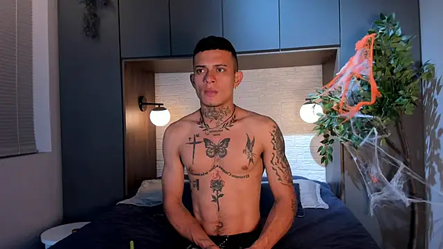 MrJustin  online show from 11/07/25, 08:46