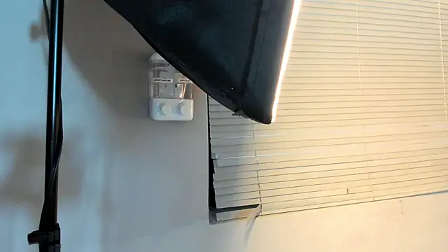 MrJustin  online show from 10/26/25, 08:20