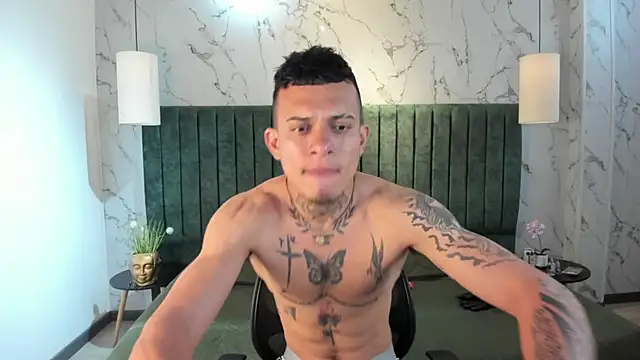 MrJustin  online show from 11/20/25, 09:36