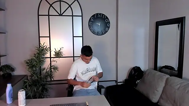 MrJustin  online show from 10/10/25, 08:42