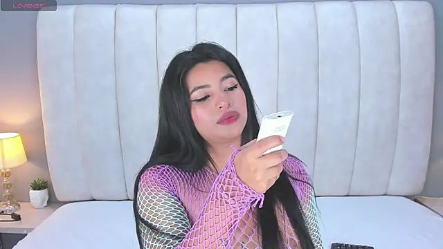 ScarletStarr online show from 11/21/25, 04:33