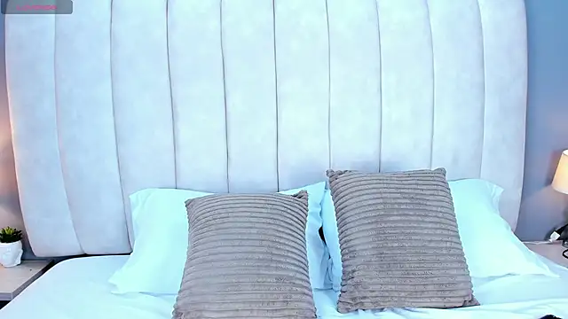 ScarletStarr online show from 11/22/25, 04:11