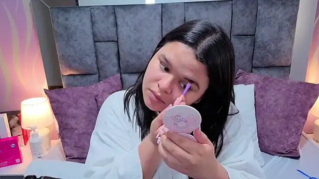 SamanthaPaImer online show from 11/15/25, 08:02