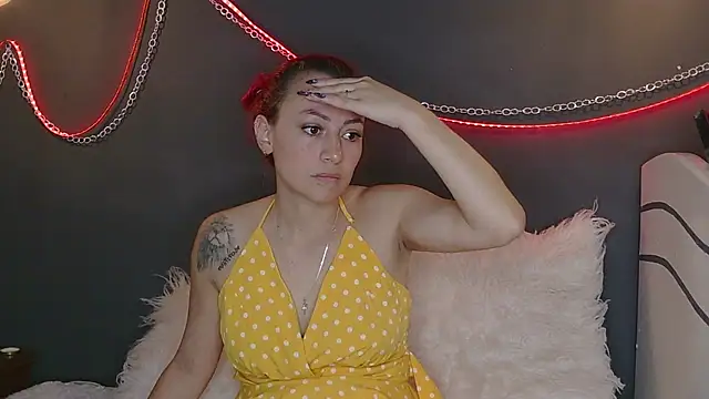 MeganBrown4 online show from 02/03/26, 06:13