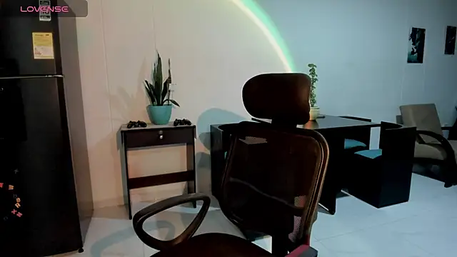 alice coopperx online show from 03/19/26, 07:41