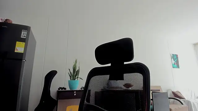 alice coopperx online show from 03/09/26, 02:09