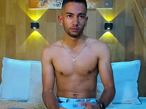 Snapshot of MaicolParker_ chatting on 04/04/26, 11:44 MaicolParker online show from 04/04/26, 11:44