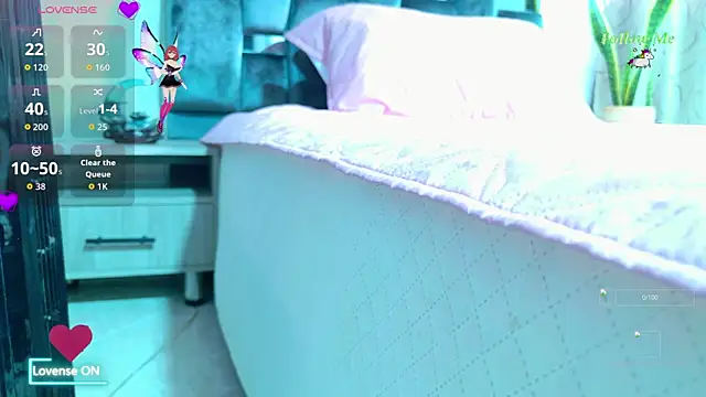 Luna sophya online show from 10/25/25, 07:36