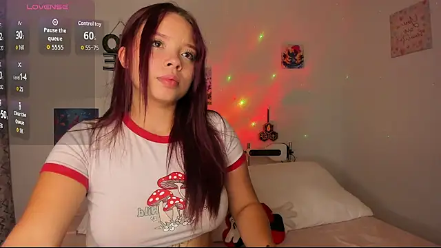 Natalia  Miller online show from 11/15/25, 08:46