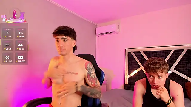 Snapshot of Handsomeboyss19 chatting on 02/19/26, 02:52 Handsomeboyss19 online show from 02/19/26, 02:52