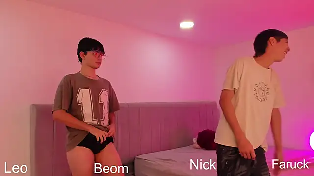 Handsomeboyss19 online show from 09/12/25, 10:42