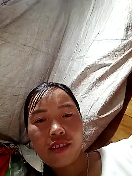 Snapshot of hera-00 chatting on 10/07/25, 02:12 hera-00 online show from 10/07/25, 02:12