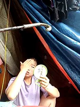 Snapshot of hera-00 chatting on 09/28/25, 12:39 hera-00 online show from 09/28/25, 12:39