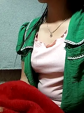 Snapshot of hera-00 chatting on 09/26/25, 10:27 hera-00 online show from 09/26/25, 10:27