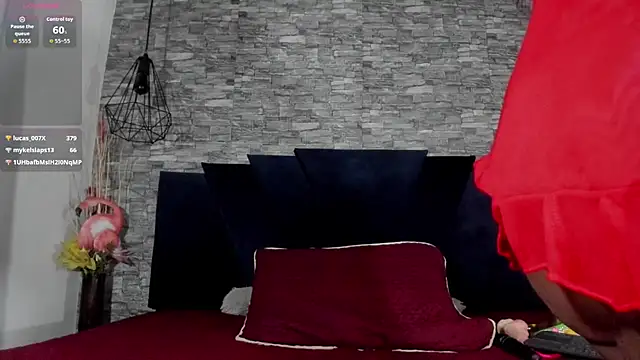 Emily Brown18 online show from 11/20/25, 04:24