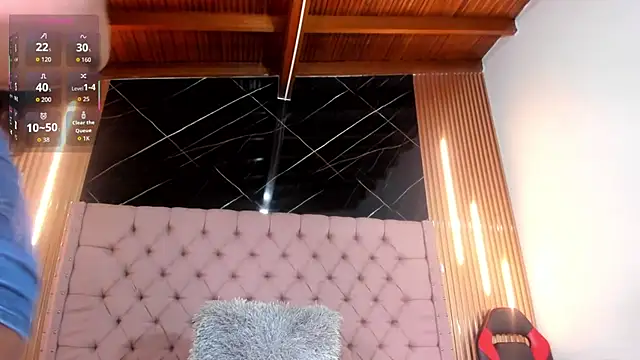 Emily Brown18 online show from 09/24/25, 03:57