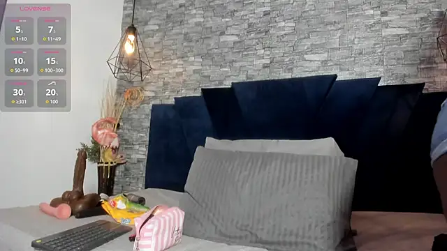 Emily Brown18 online show from 02/24/26, 04:24