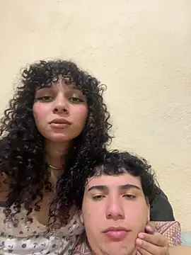 Snapshot of Casal-foda_braba chatting on 05/16/26, 01:59 Casal-foda braba online show from 05/16/26, 01:59