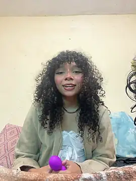 Snapshot of Casal-foda_braba chatting on 05/13/26, 04:41 Casal-foda braba online show from 05/13/26, 04:41