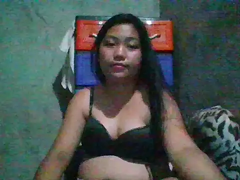 Snapshot of nikki_zapphire chatting on 04/03/26, 12:33 nikki zapphire online show from 04/03/26, 12:33