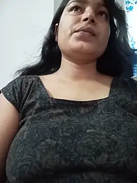 Snapshot of Hot-Jasmin chatting on 06/11/26, 08:00 Hot-Jasmin online show from 06/11/26, 08:00